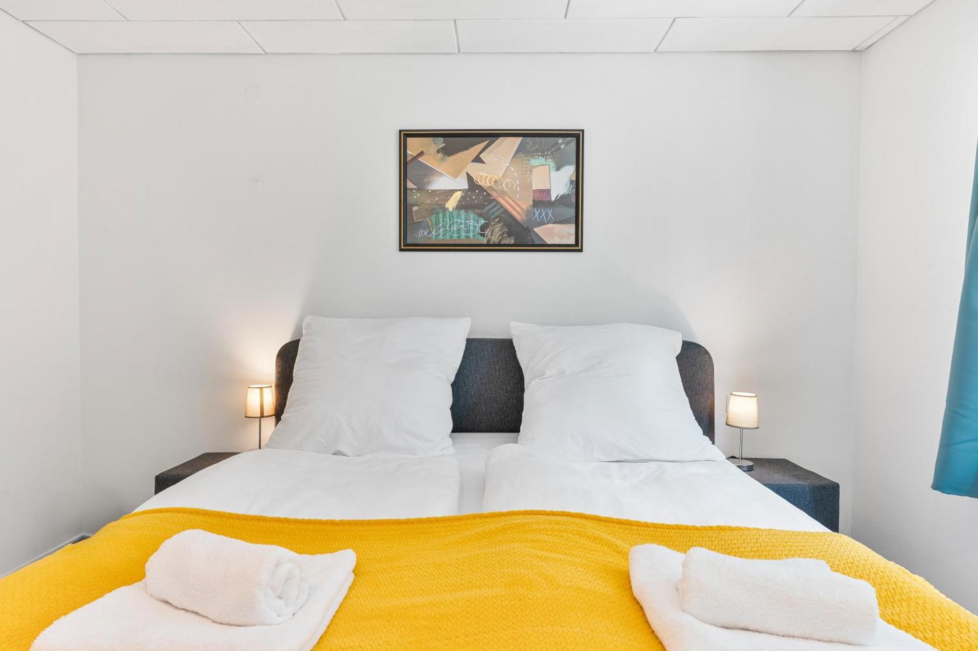 Sunshine - 4 Personen Airport Messe Mit Tg-Garage Apartment Ostfildern Exterior foto