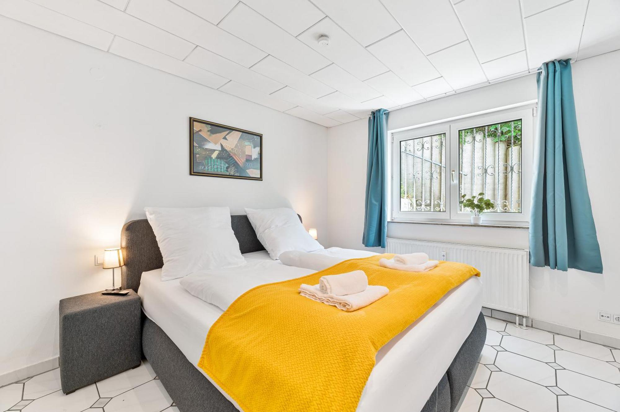 Sunshine - 4 Personen Airport Messe Mit Tg-Garage Apartment Ostfildern Exterior foto